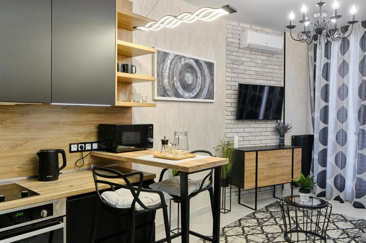 Luxury Apartments Sea View Julymia Одесса Экстерьер фото