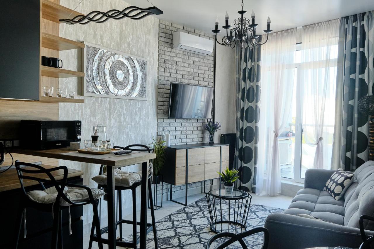 Luxury Apartments Sea View Julymia Одесса Экстерьер фото