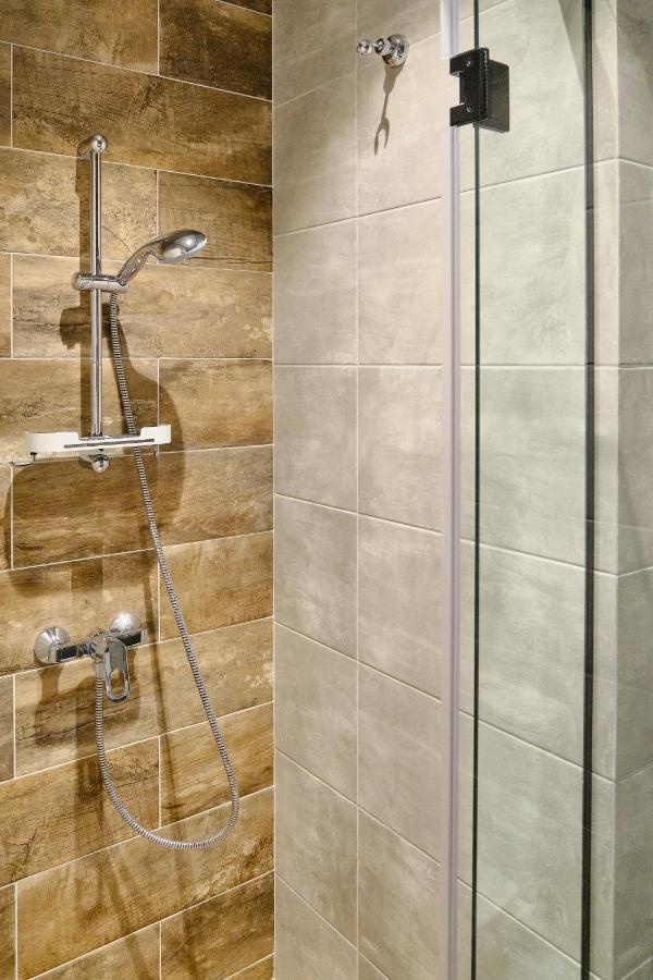 Luxury Apartments Sea View Julymia Одесса Экстерьер фото